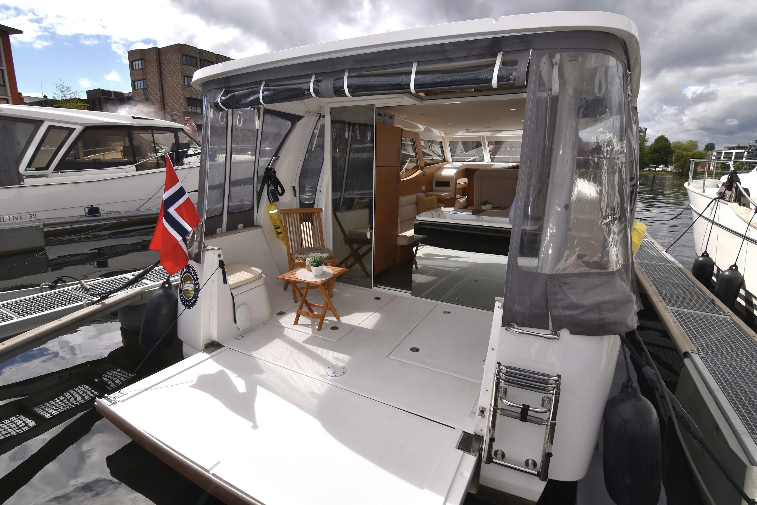 Greenline 33 Kragero — yacht photo 8