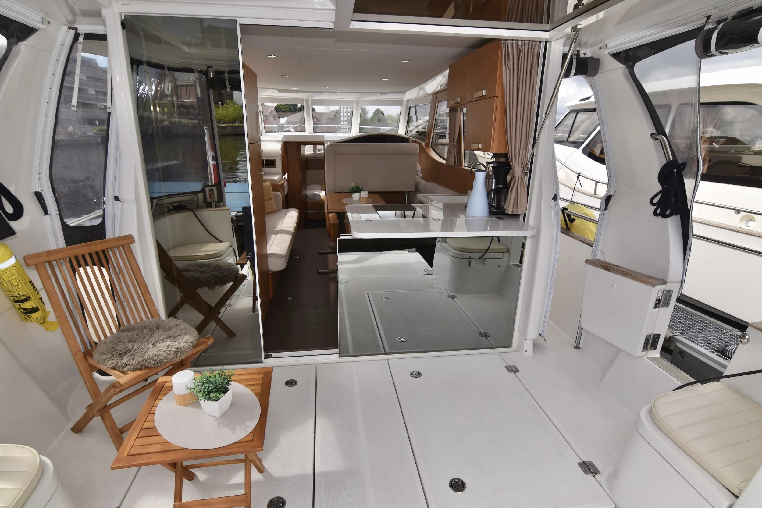 Greenline 33 Kragero — yacht photo 5