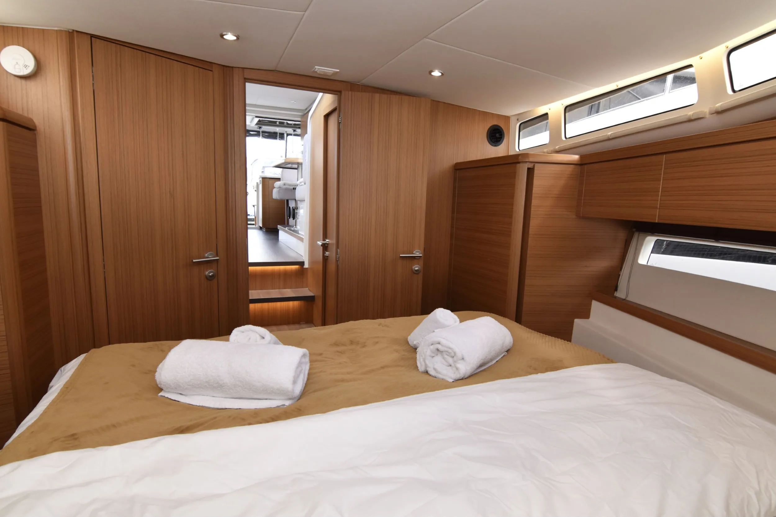 Greenline 39 Skien — yacht photo 2