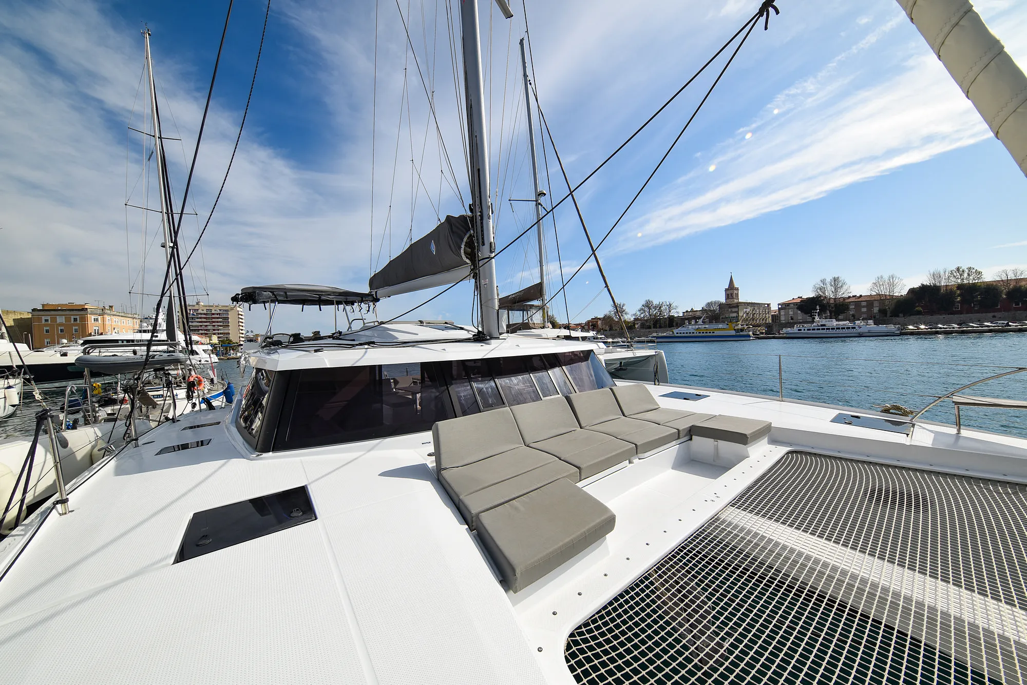 Astréa 42 Le Bart — фотография яхты 93