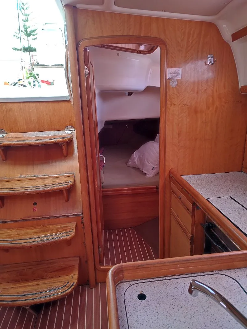 Bavaria 37 Cruiser Big Blue Horizon — фотография яхты 3