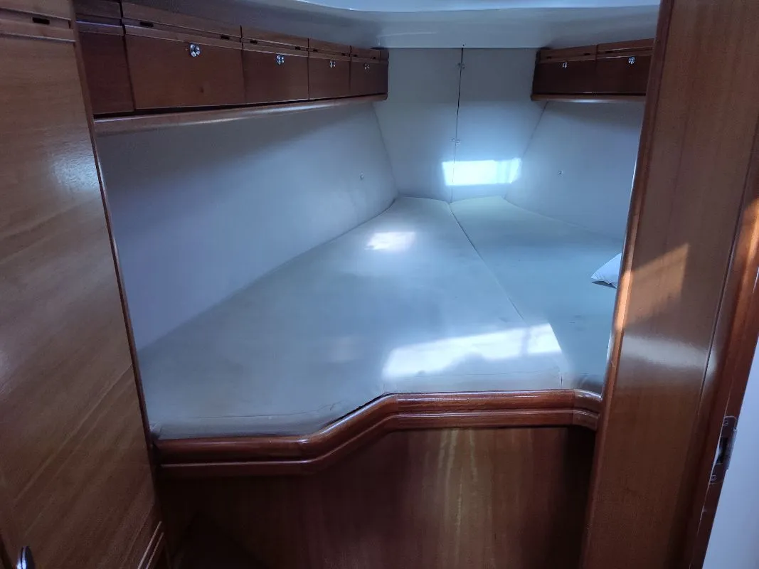 Bavaria 37 Cruiser Big Blue Horizon — фотография яхты 6
