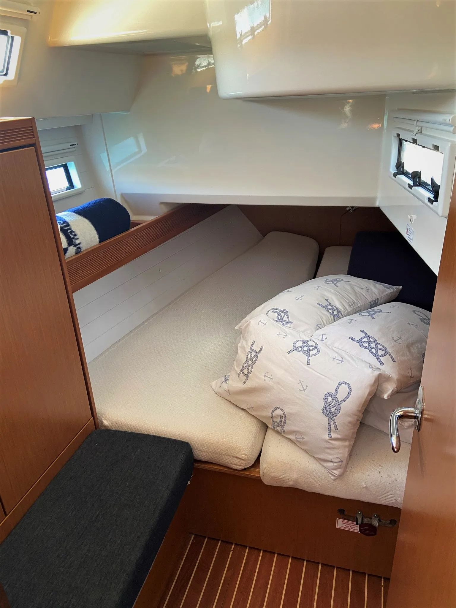 Bavaria Cruiser 40 Nia-Nya — фотография яхты 10