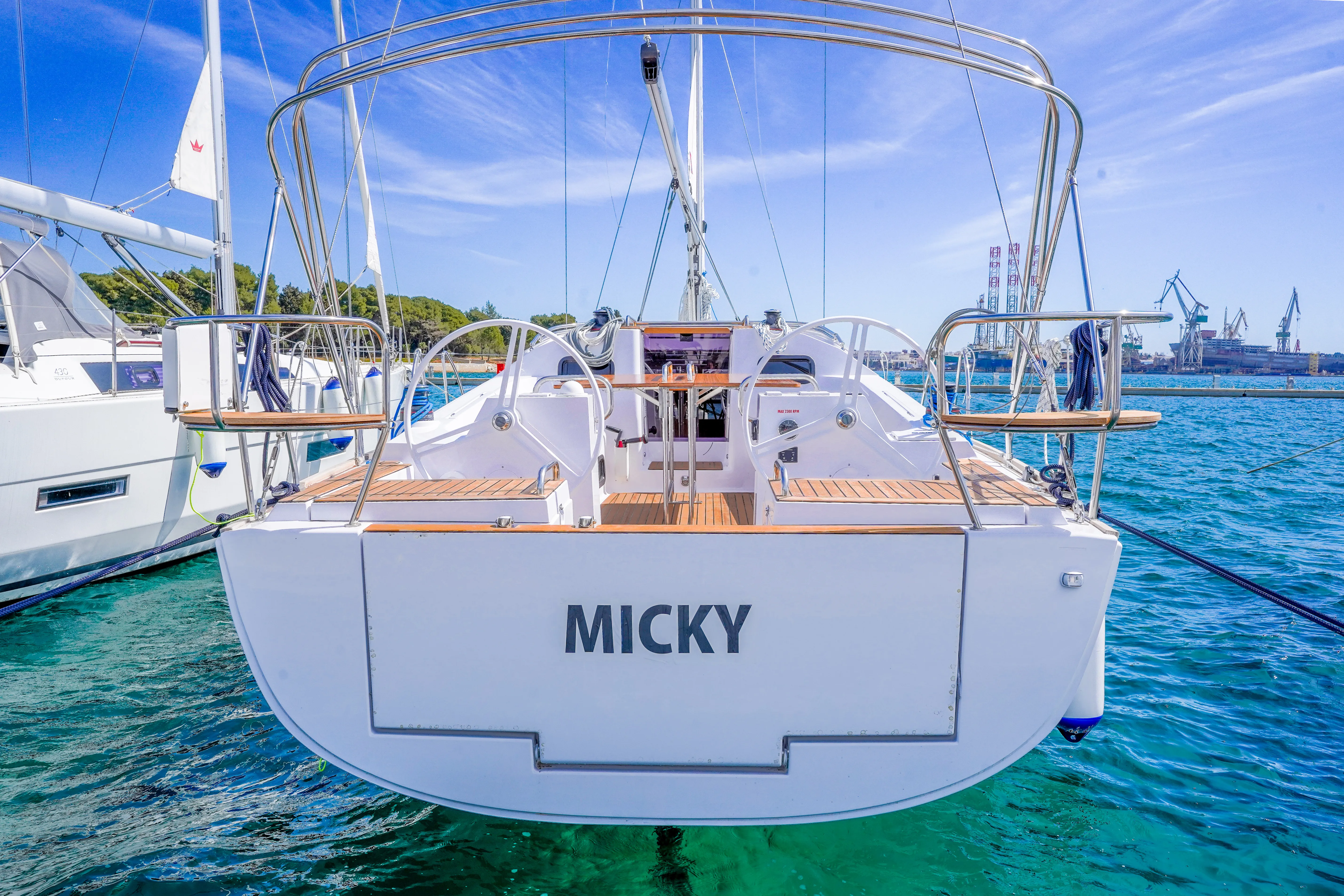 Elan Impression 40.1 MICKY — фотография яхты 13