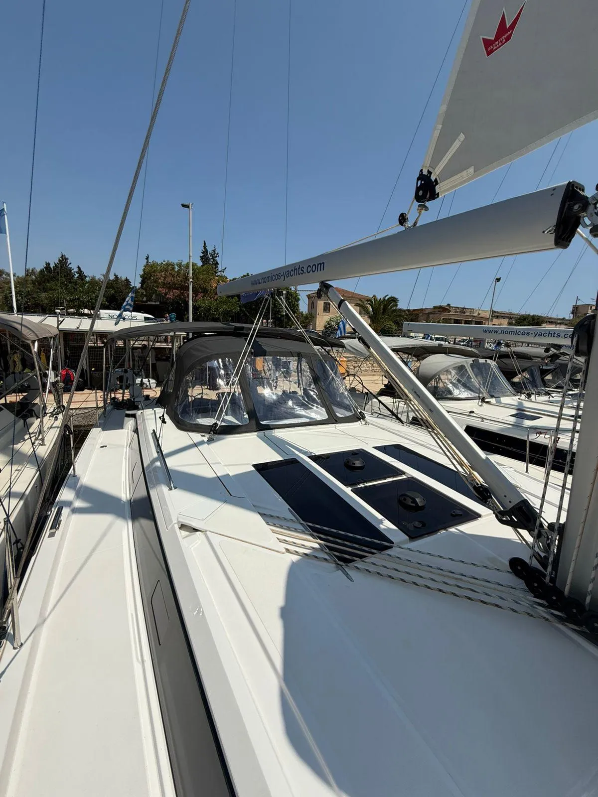 Bavaria C46 — фотография яхты 11