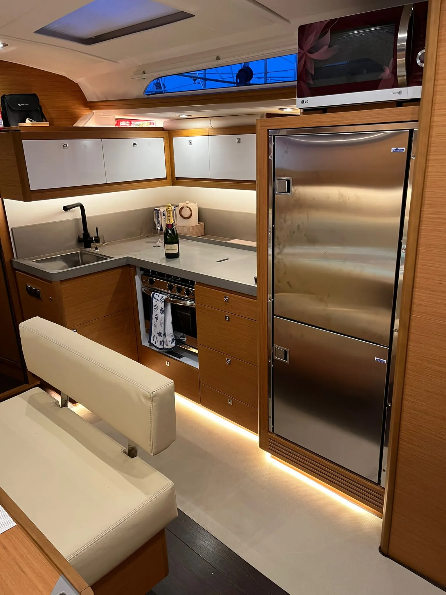 Dufour 470 Sama 1 — фотография яхты 9