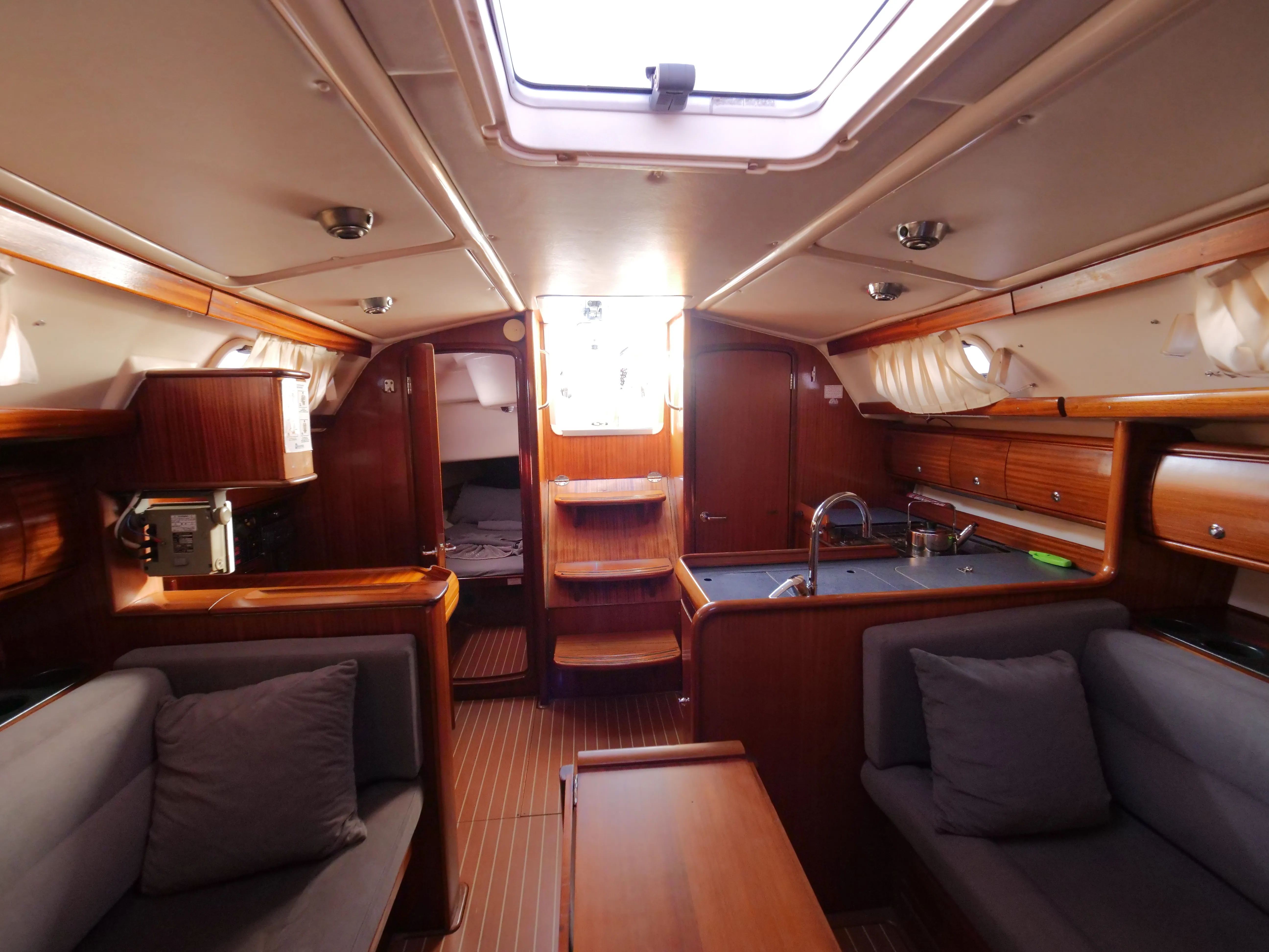 Bavaria 36 Altair — fotografia jachty 2