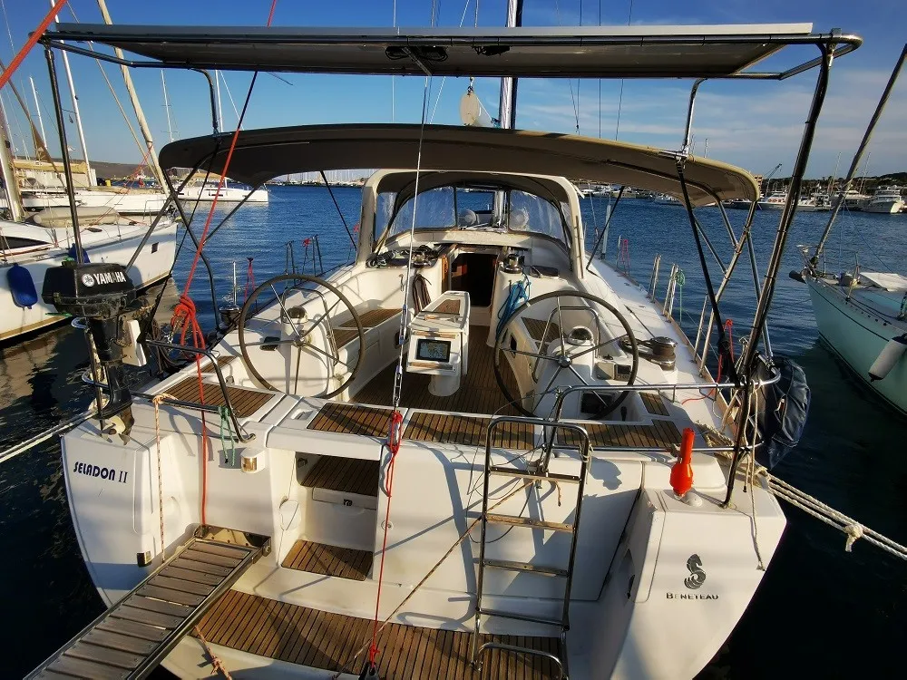 Oceanis 50 Family Seladon II — Yachtfoto 22