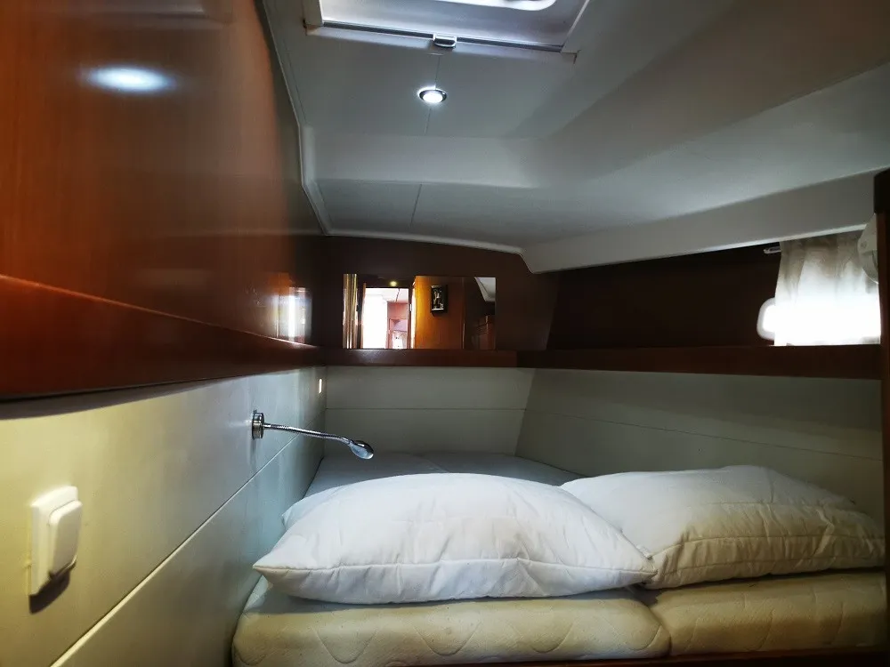 Oceanis 50 Family Seladon II — Yachtfoto 27