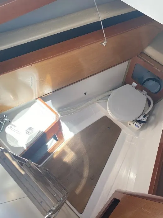 Oceanis 50 Family Seladon II — Yachtfoto 9