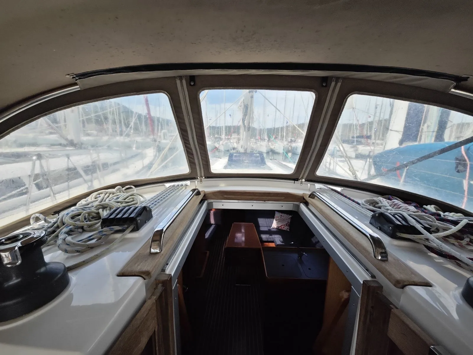 Bavaria Cruiser 37 Almira — фотография яхты 8