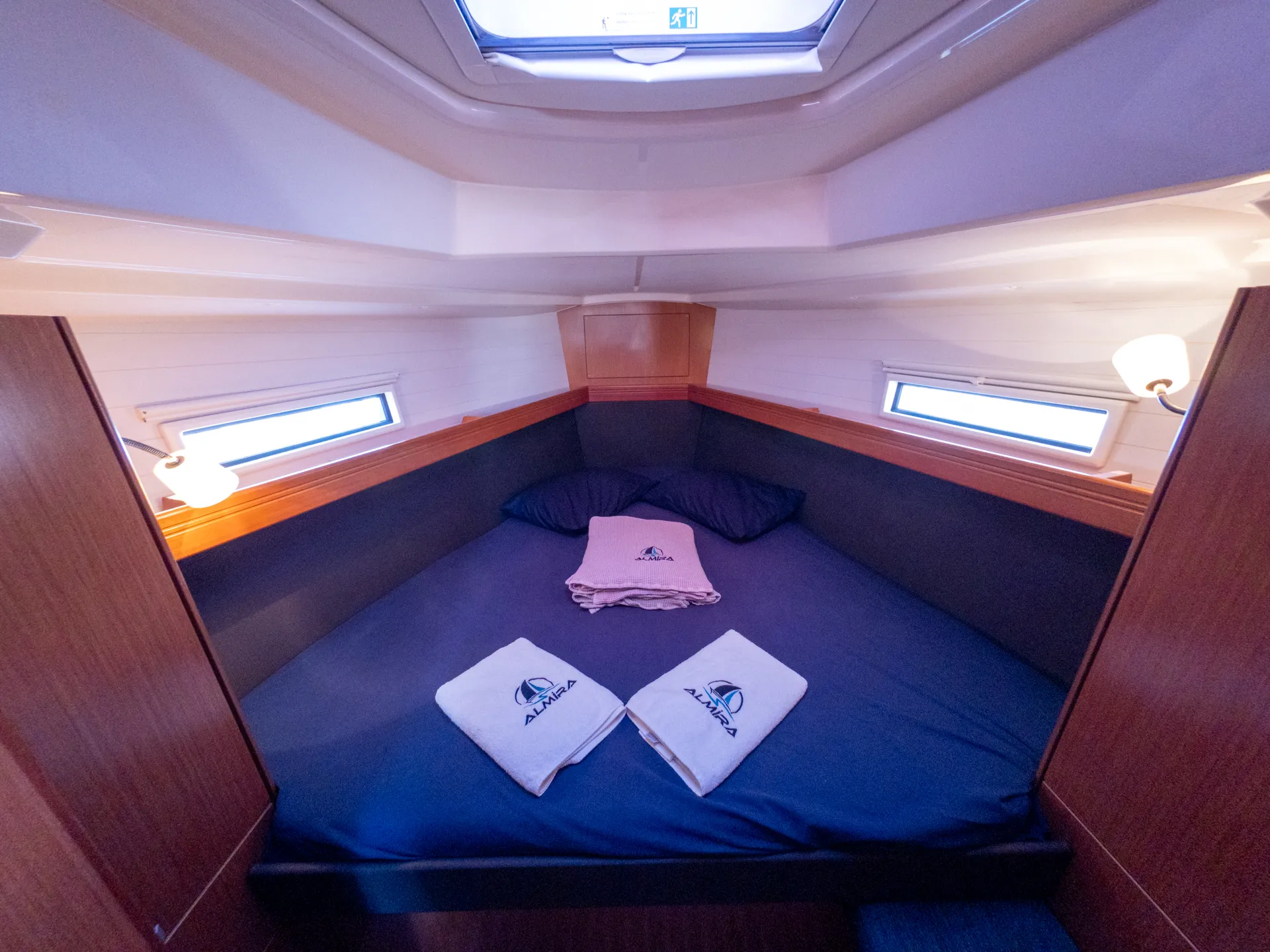 Bavaria Cruiser 37 Almira — фотография яхты 4
