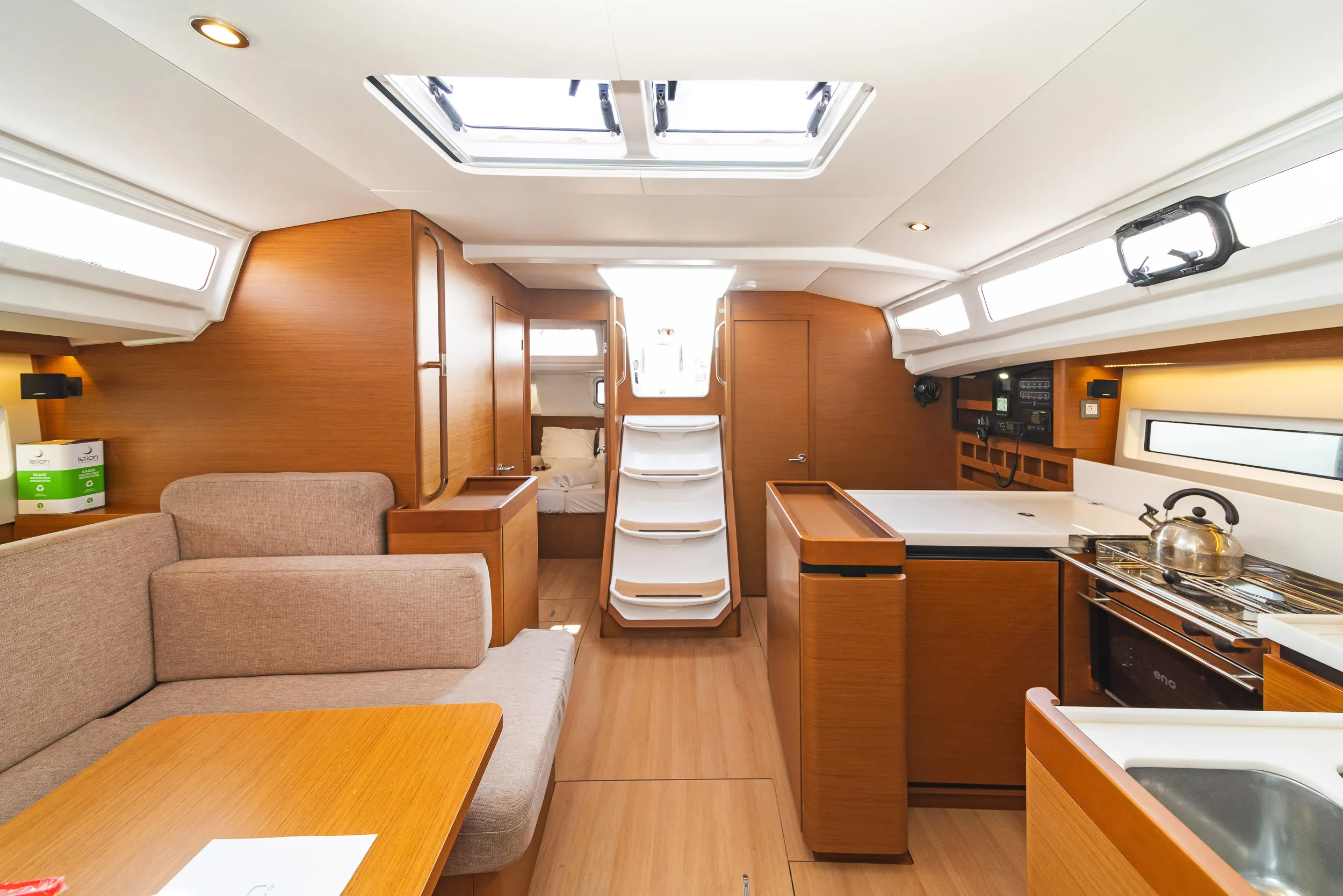 Sun Odyssey 440 Esperos — фотография яхты 15