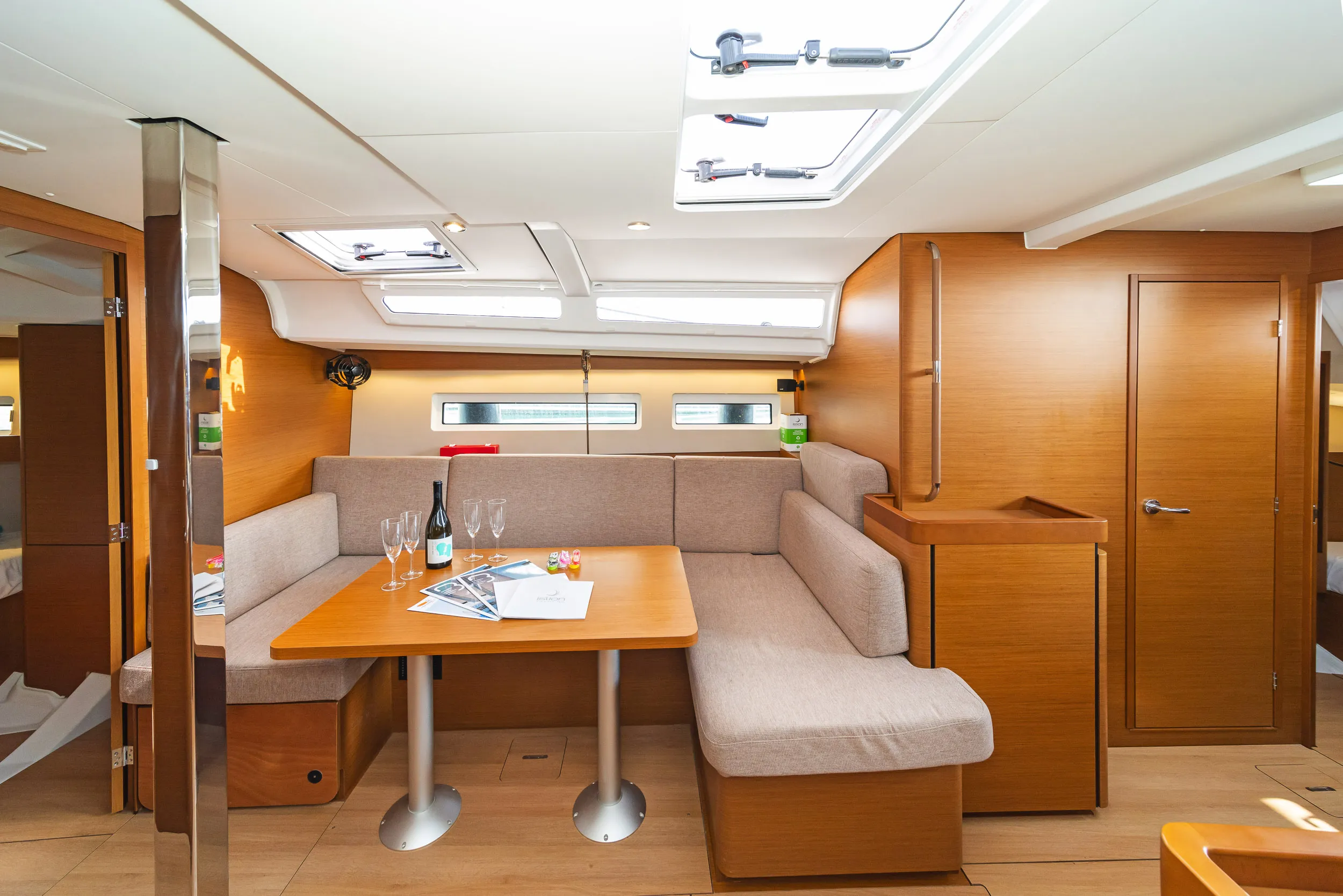 Sun Odyssey 440 Esperos — фотография яхты 6