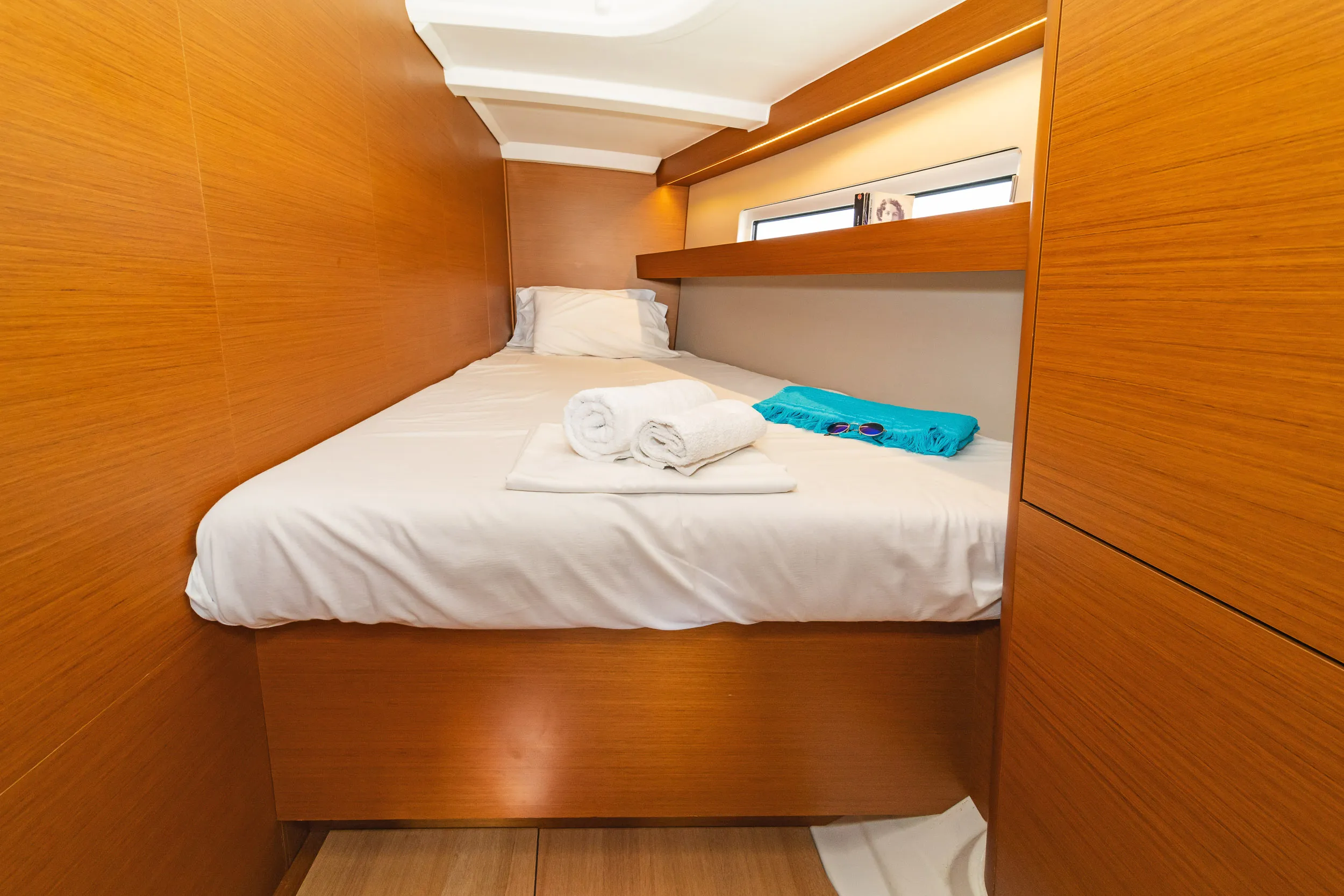 Sun Odyssey 440 Esperos — фотография яхты 18