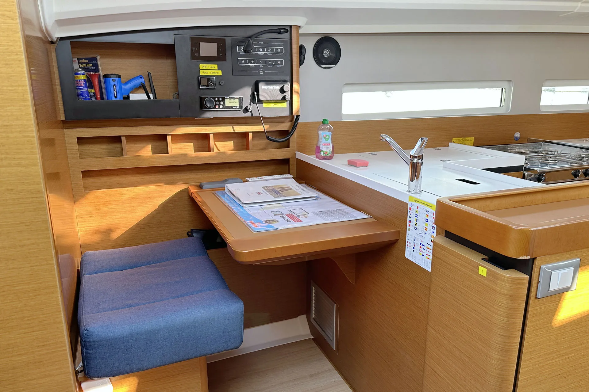 Sun Odyssey 410 Lara — yacht photo 22