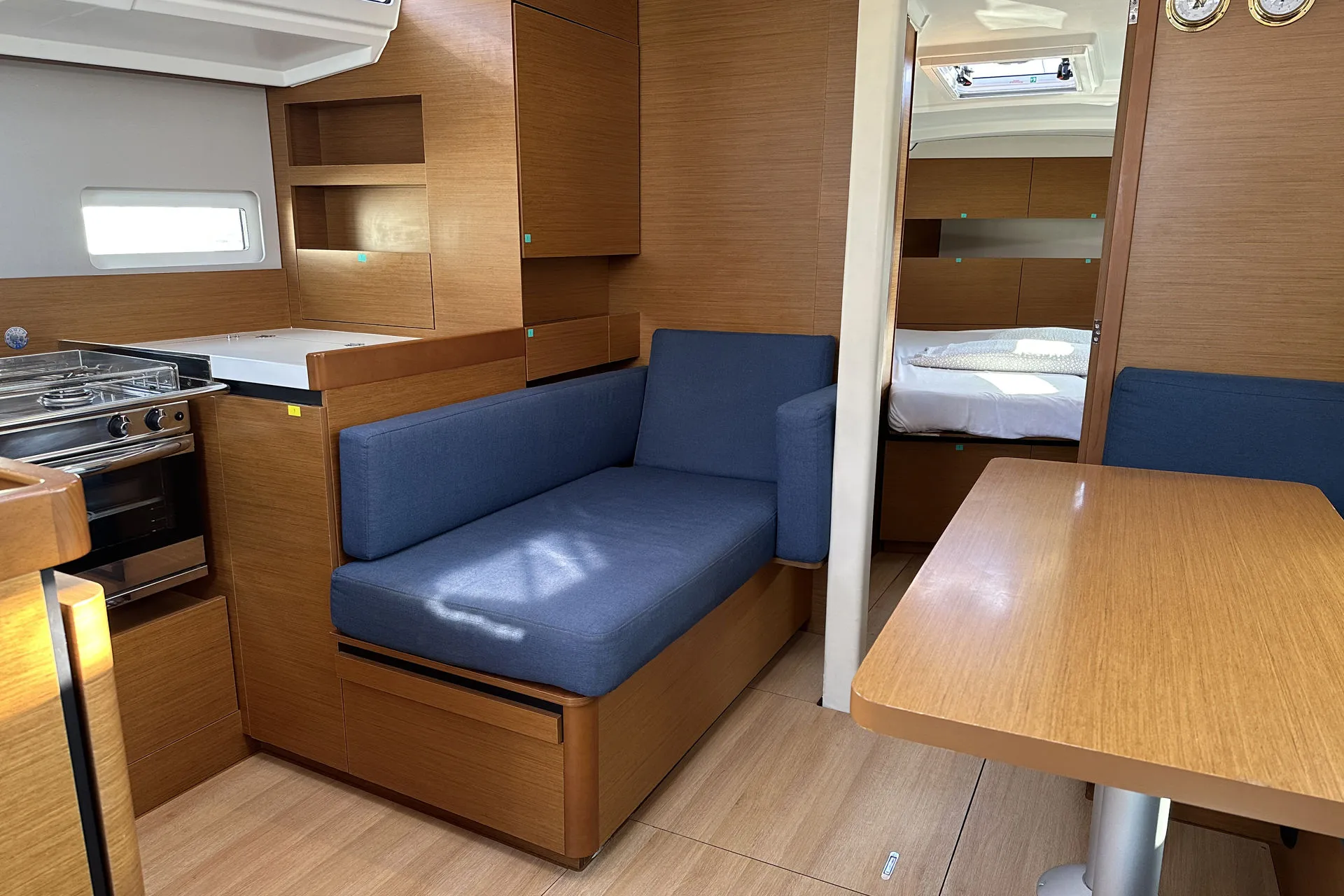 Sun Odyssey 410 Lara — yacht photo 21
