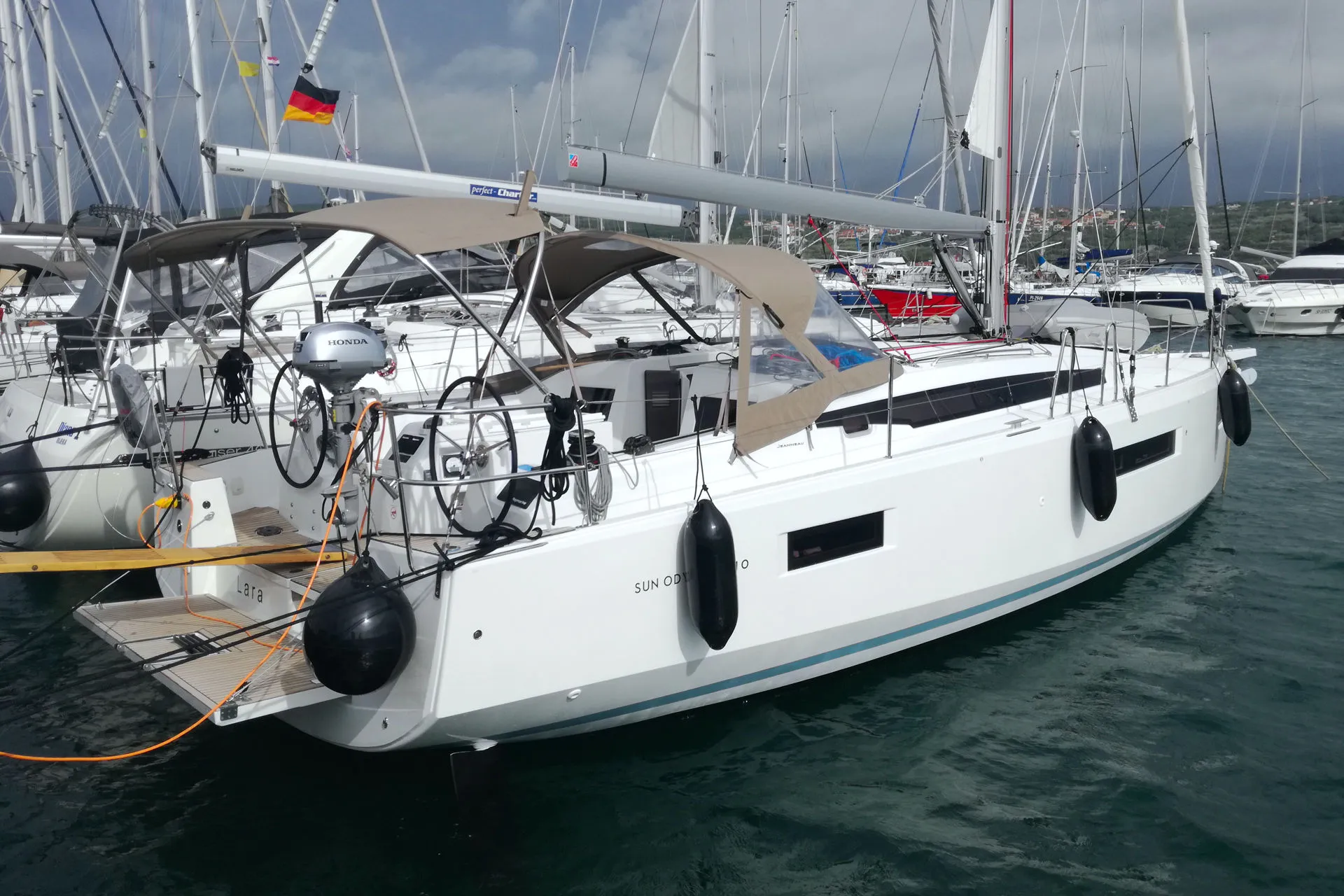 Sun Odyssey 410 Lara — yacht photo 10
