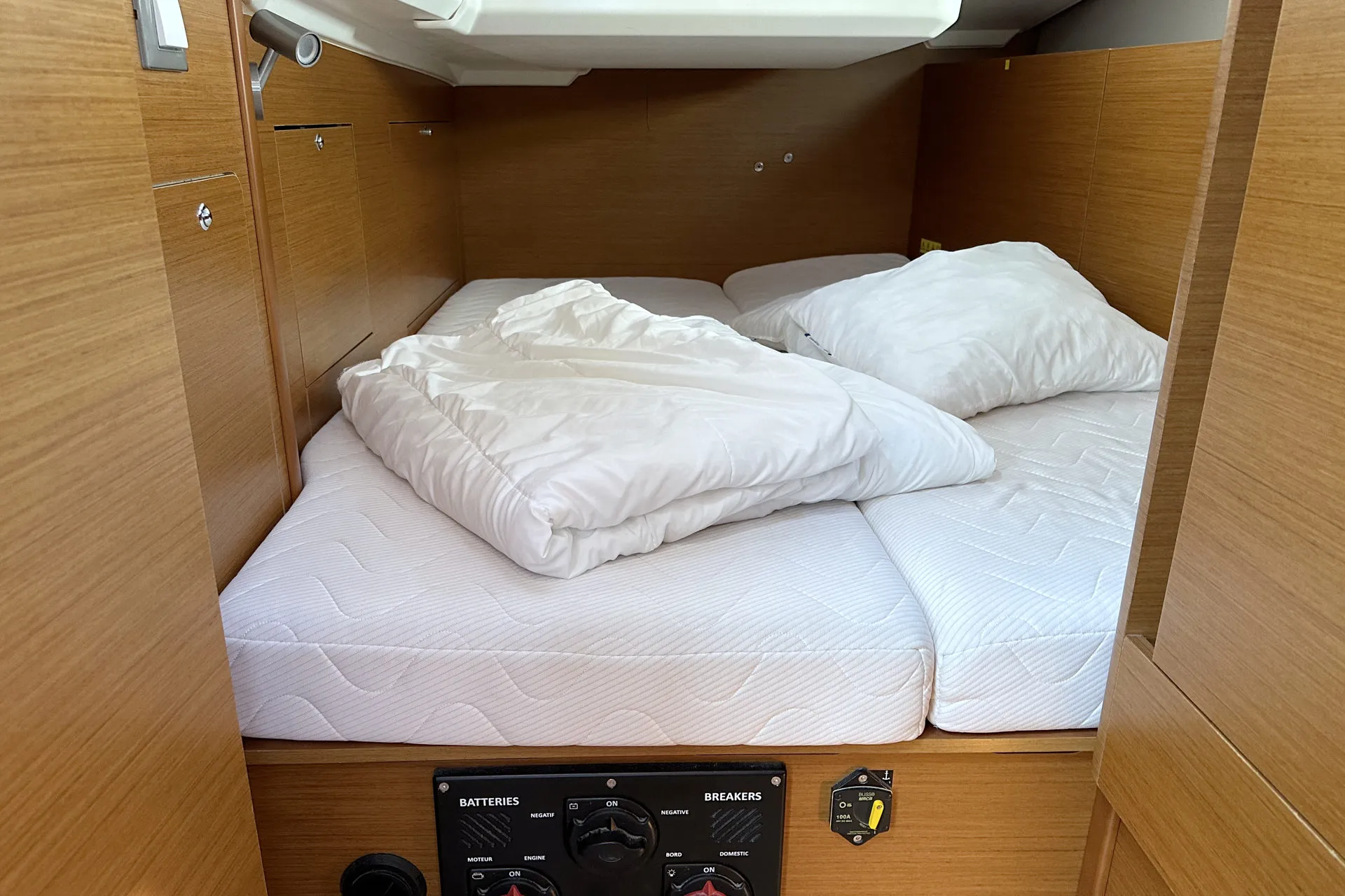 Sun Odyssey 410 Lara — yacht photo 15