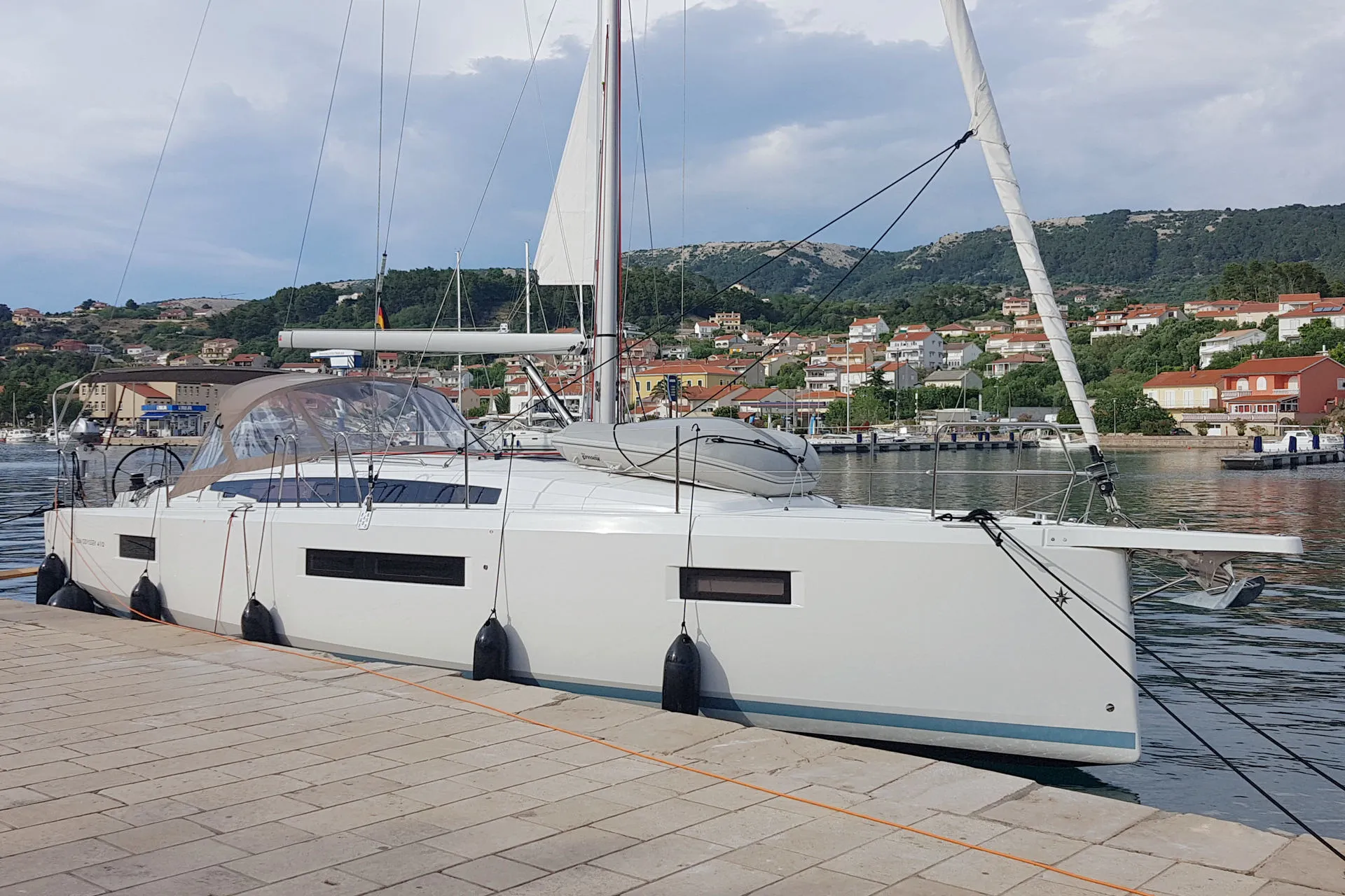 Sun Odyssey 410 Lara — yacht photo 6