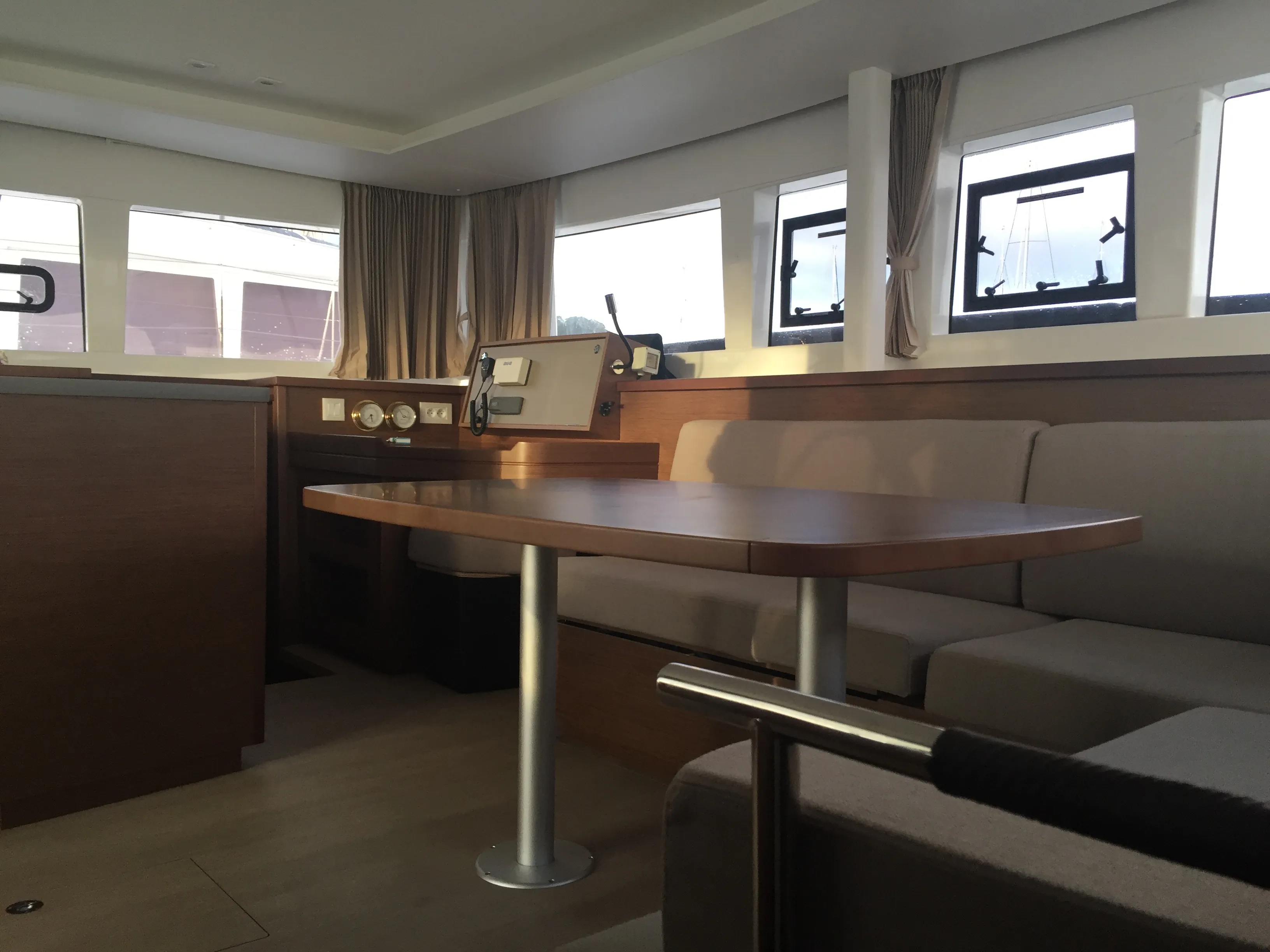 Lagoon 450 Sport Toja — фотографія яхти 17