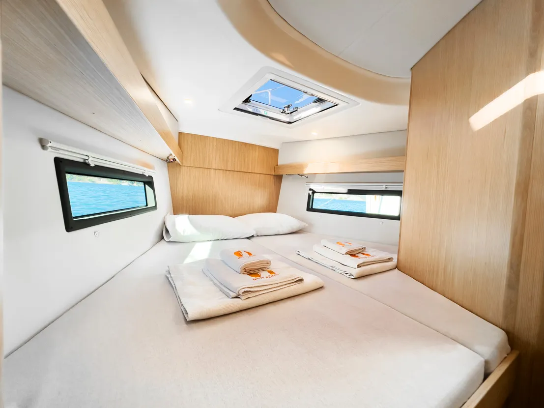 Bavaria C38 ARINNA — fotografia jachty 21