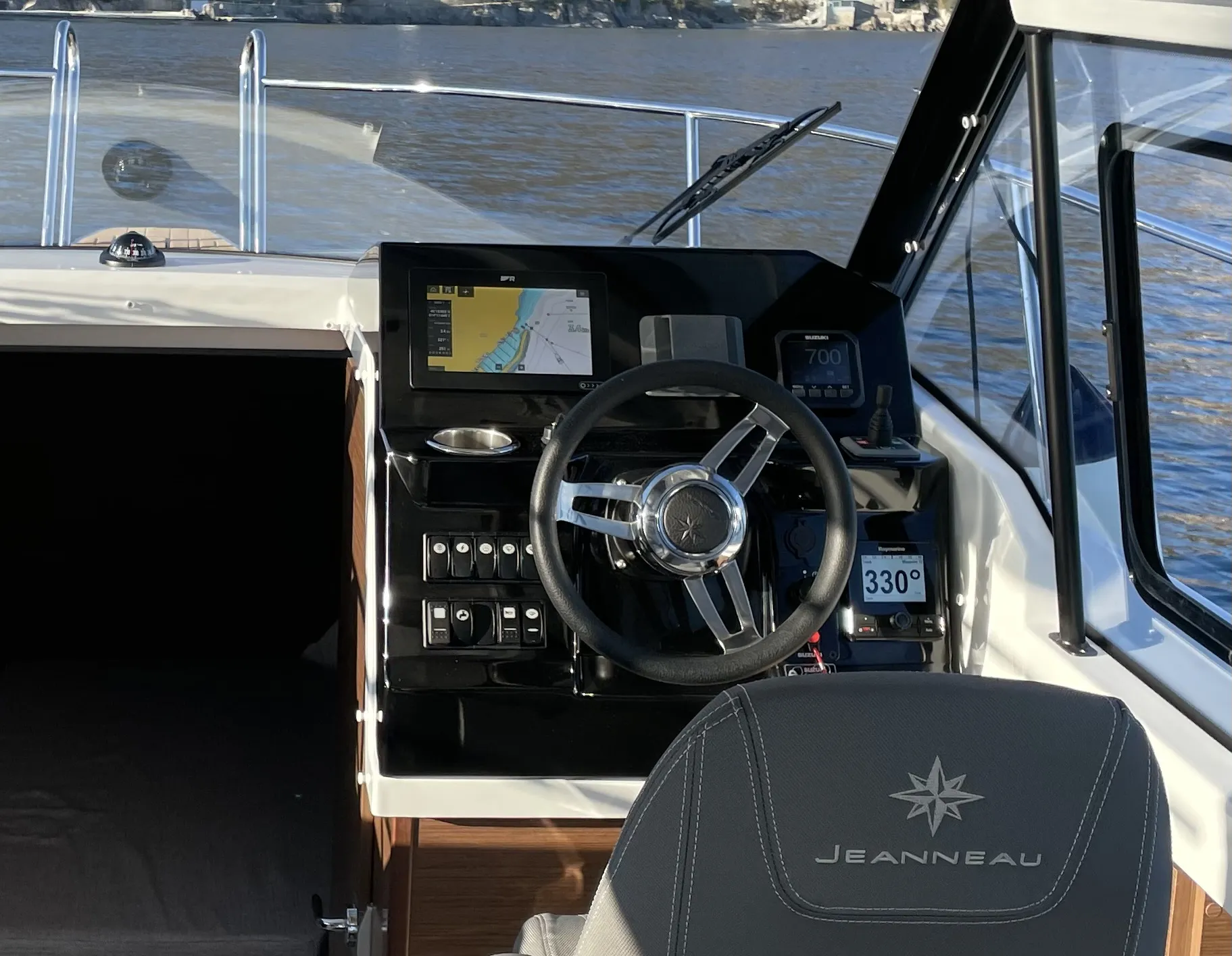 Merry Fisher 795 Franka — yacht photo 2