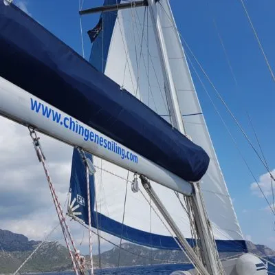 Sun Odyssey 40 Cingene — fotografia jachty 2