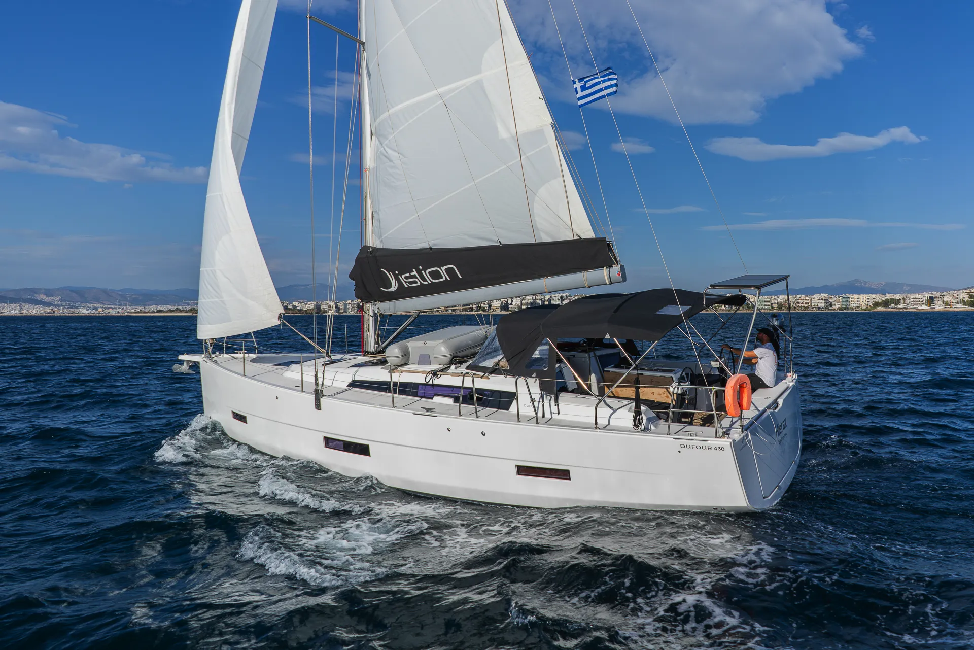 Dufour 430 Hierax — фотография яхты 14