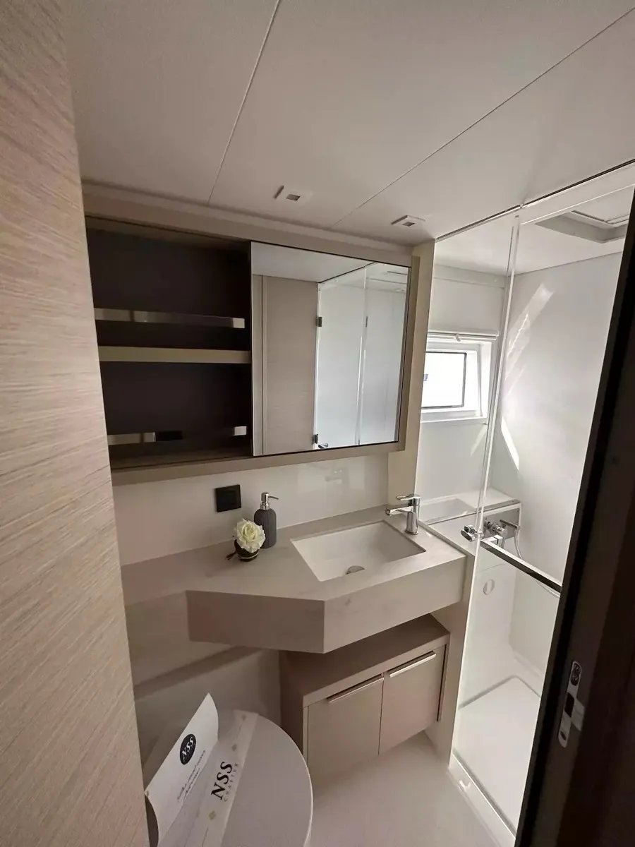 Lagoon 46 Westerlund II — yacht photo 2