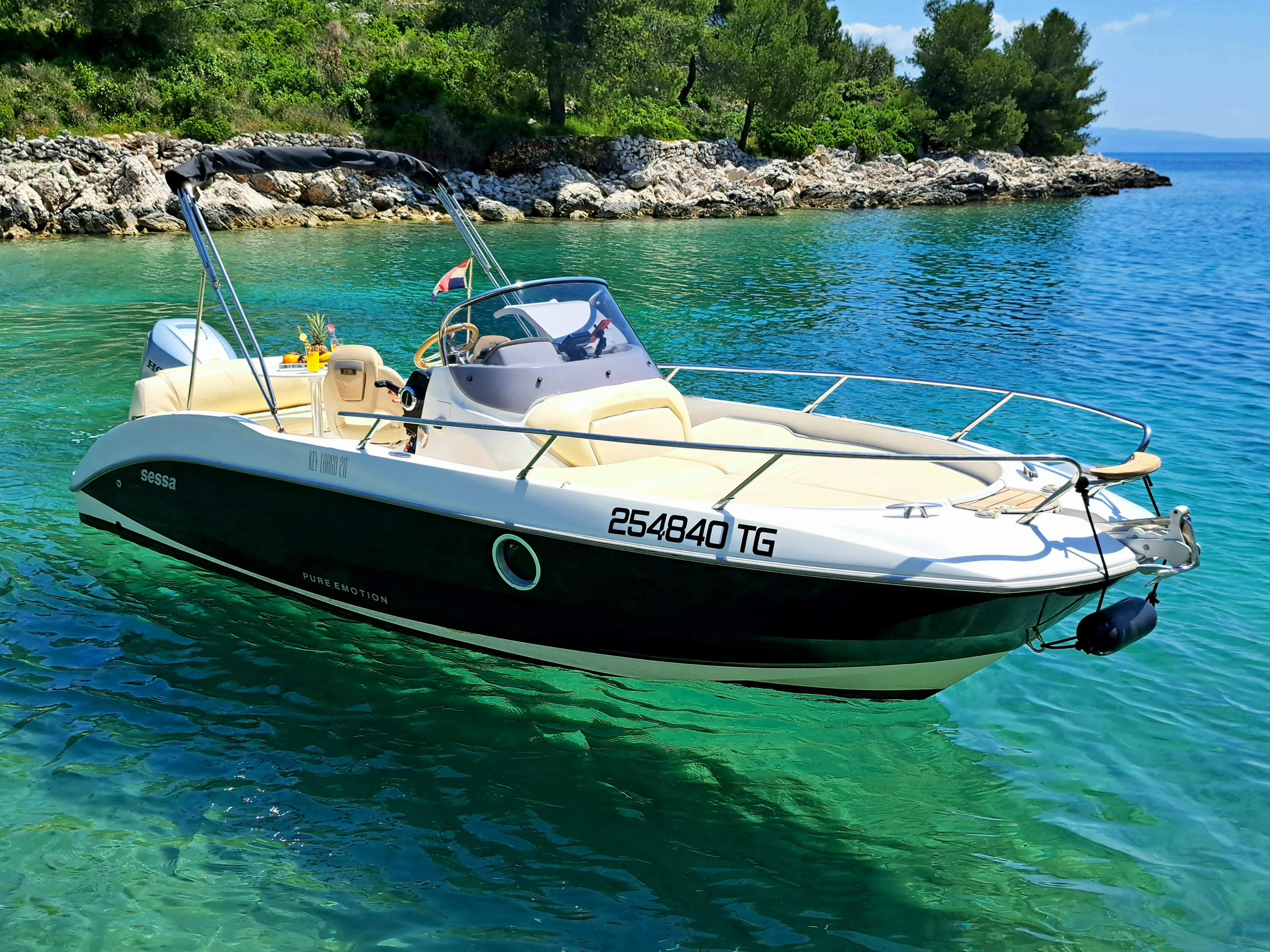 Key Largo 24 Dory — foto dello yacht n. 2