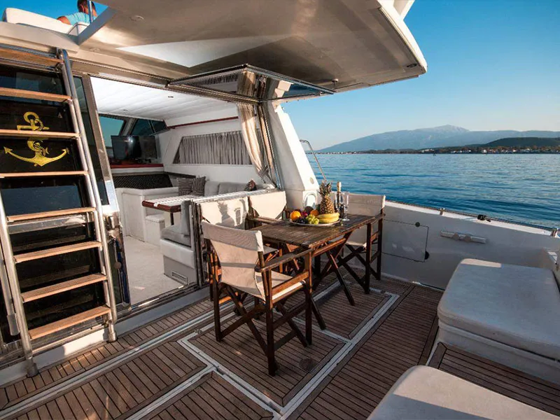 Motoryacht Ferretti 47 — jahtikuva 8