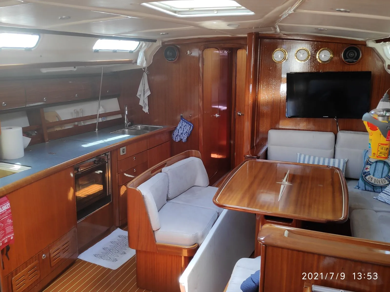 Bavaria 44 Argonaftis — jahtikuva 2