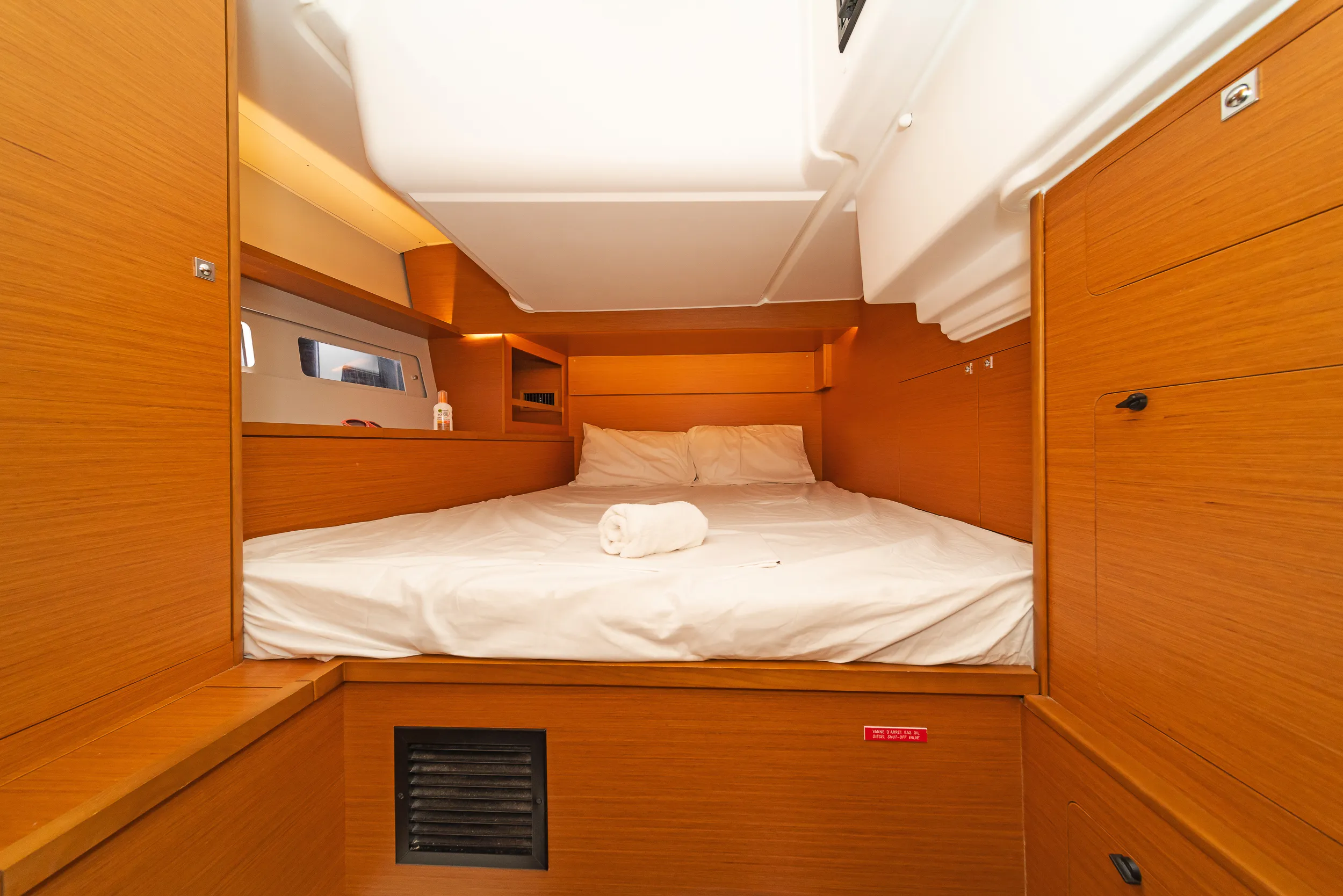 Dufour 530 Dimpa — фотография яхты 5