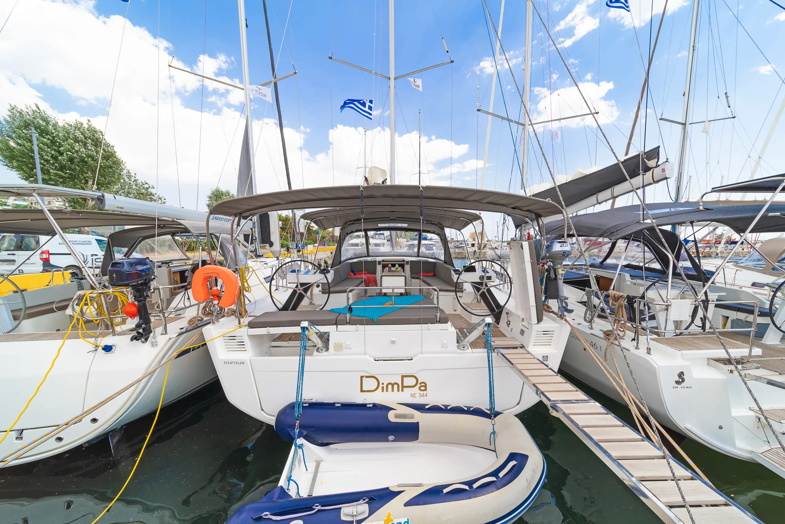 Dufour 530 Dimpa — фотография яхты 8