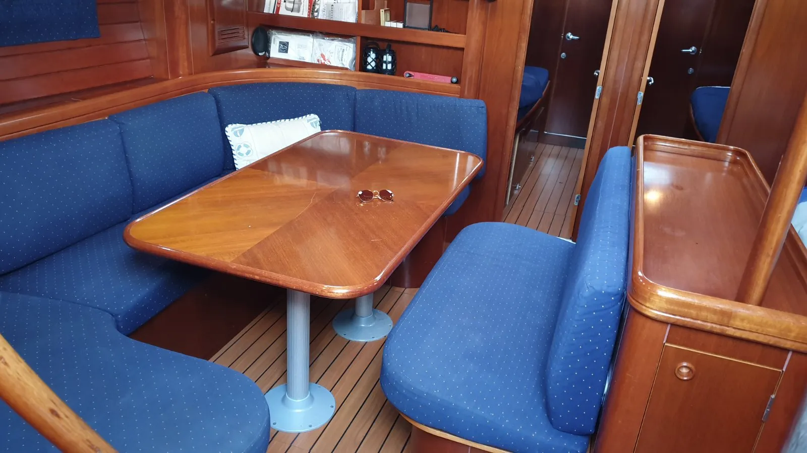 Beneteau 50 INTERMEZZO — фотография яхты 4