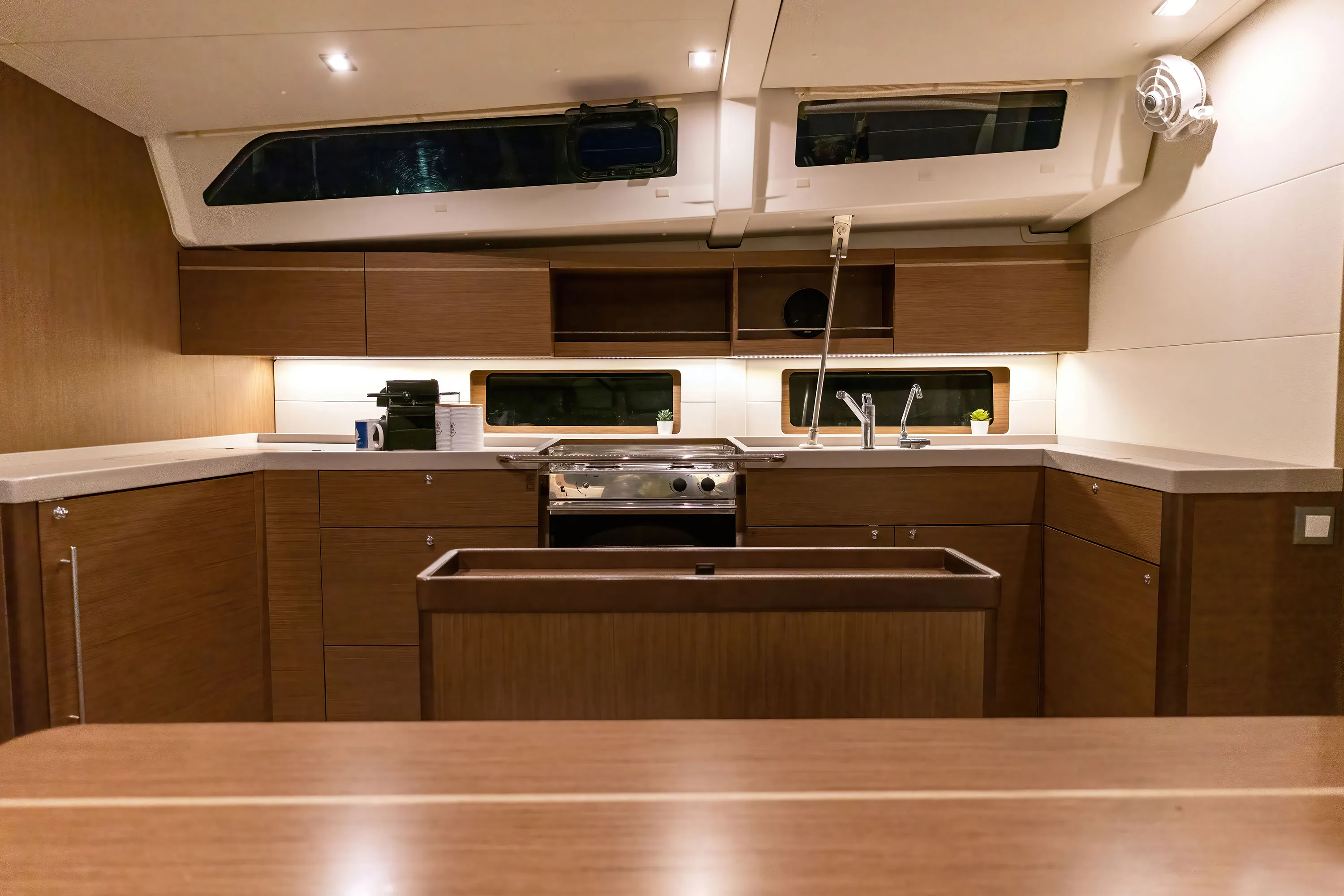 Oceanis 46.1 "Blue Odyssey, Beneteau Oceanis 46.1, 2020" — фотография яхты 12