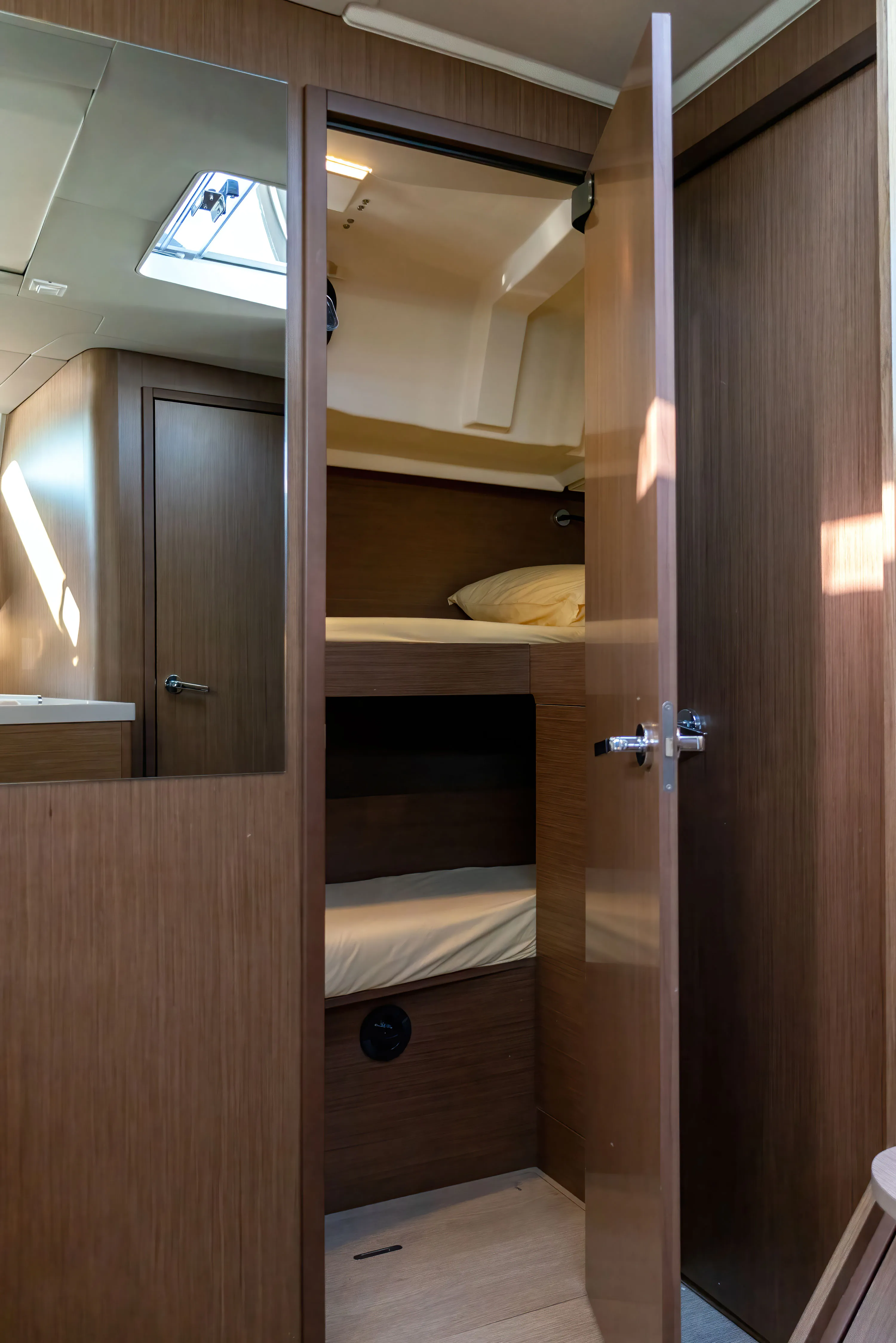 Oceanis 46.1 "Blue Odyssey, Beneteau Oceanis 46.1, 2020" — фотография яхты 28