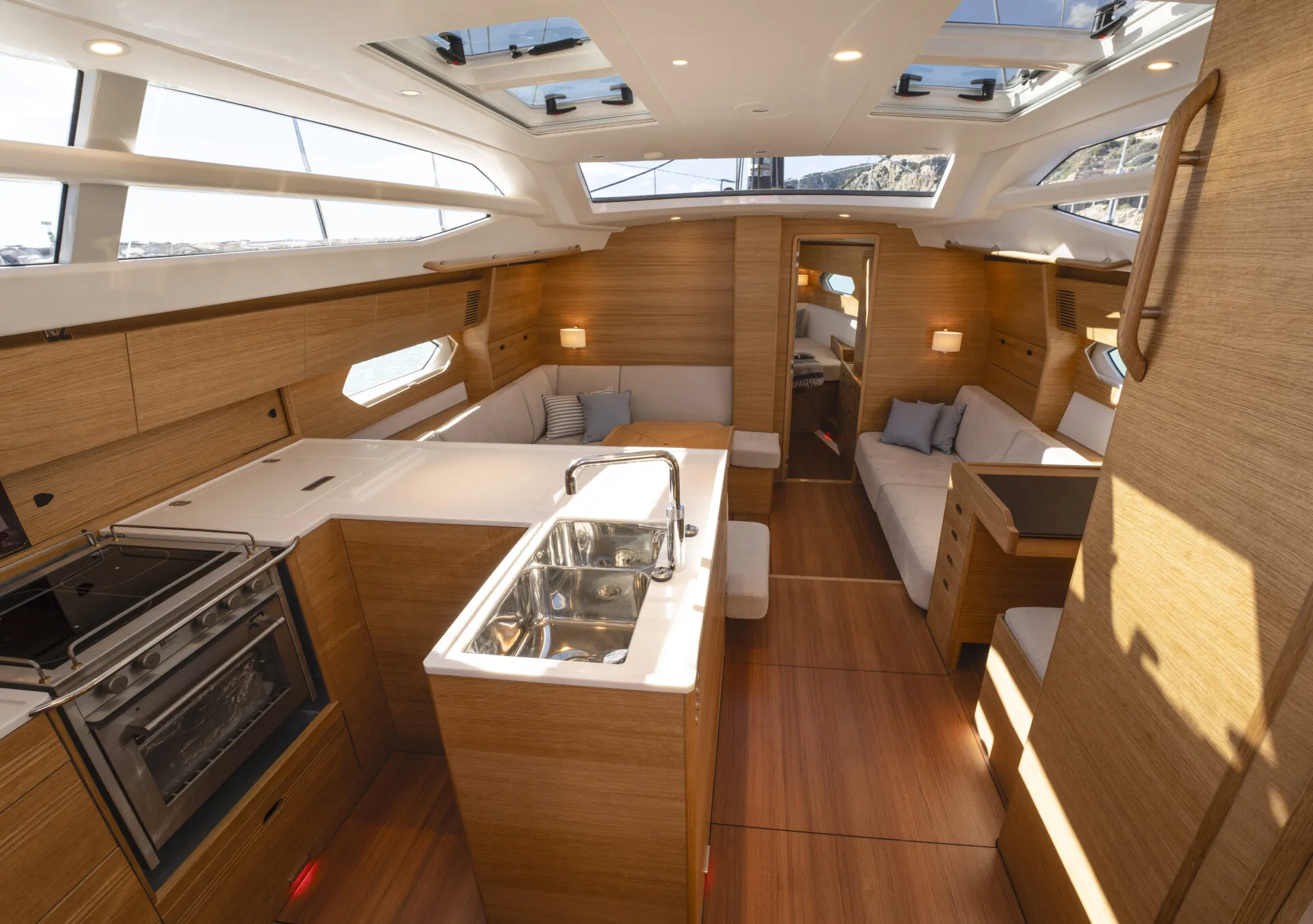 x-reuse Penelope — yacht photo 6