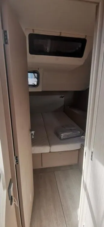 Oceanis 51.1 LIVING IN SEA — yacht photo 8