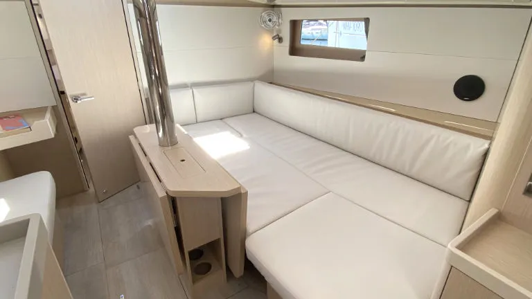 Oceanis 41.1 Pauline — фотография яхты 18