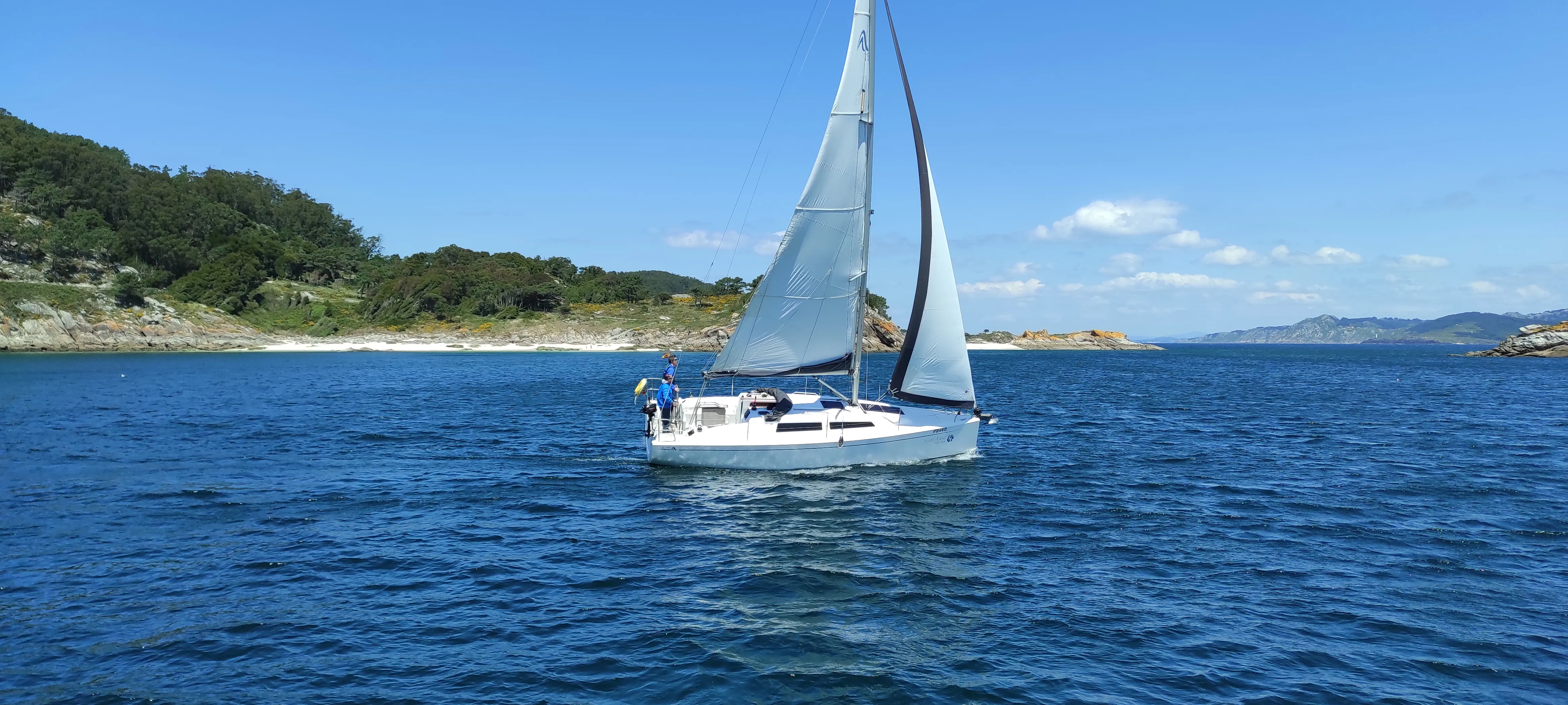 Hanse 415 Kraken — yacht photo 15