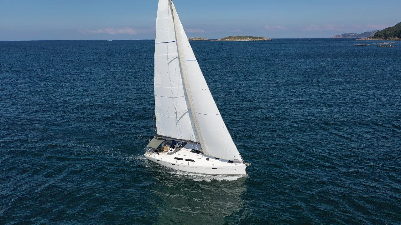 Hanse 415 Kraken — yacht photo 28