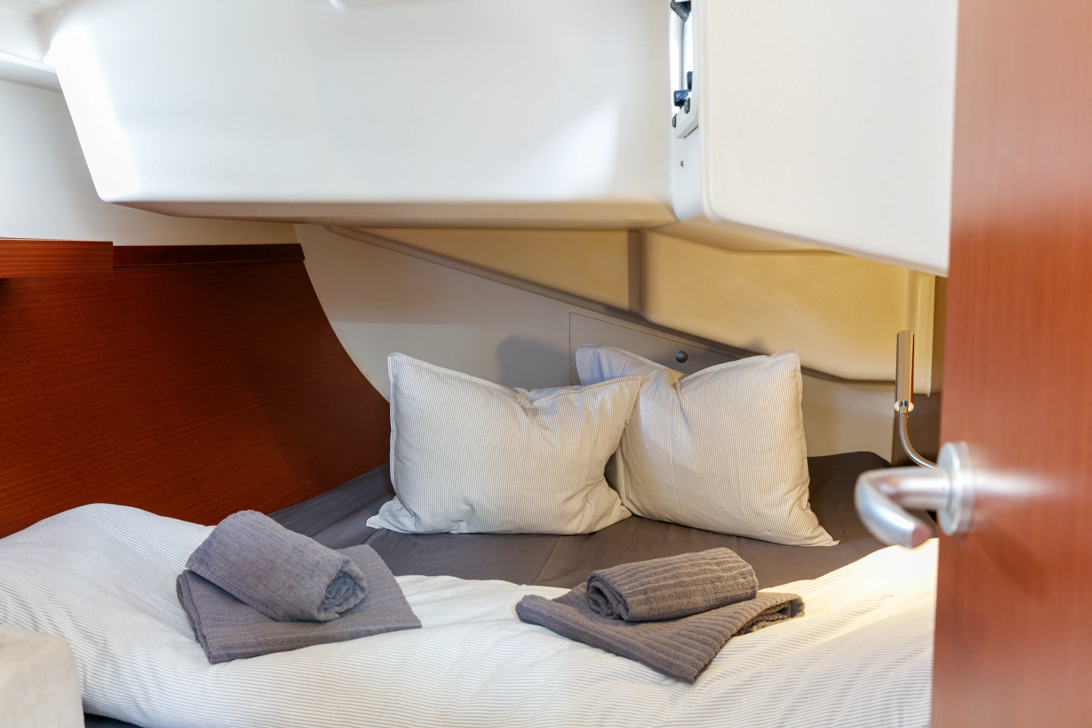 Hanse 415 Kraken — yacht photo 30