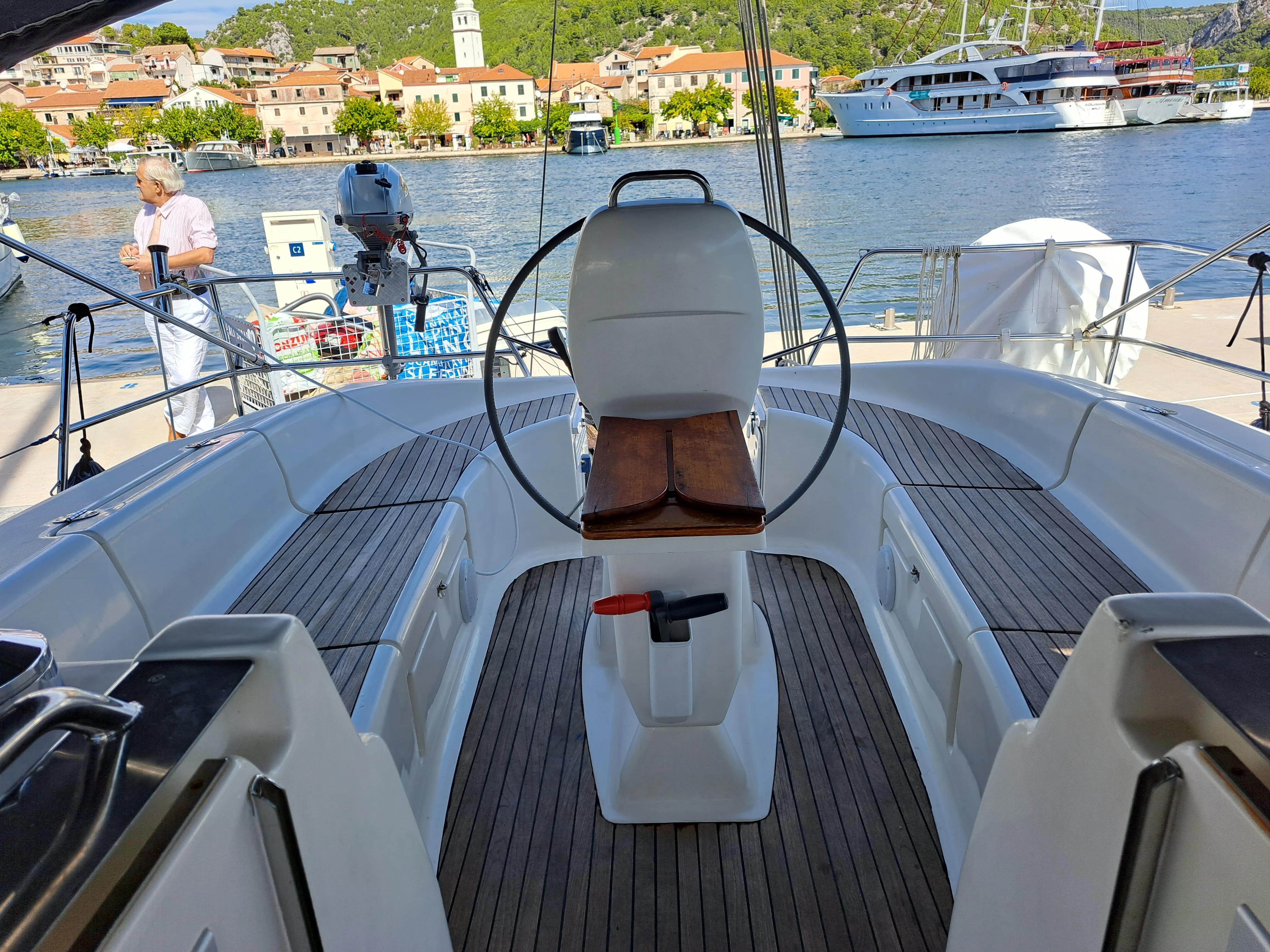 Bavaria 39 Cruiser Kaštelet — yacht photo 9