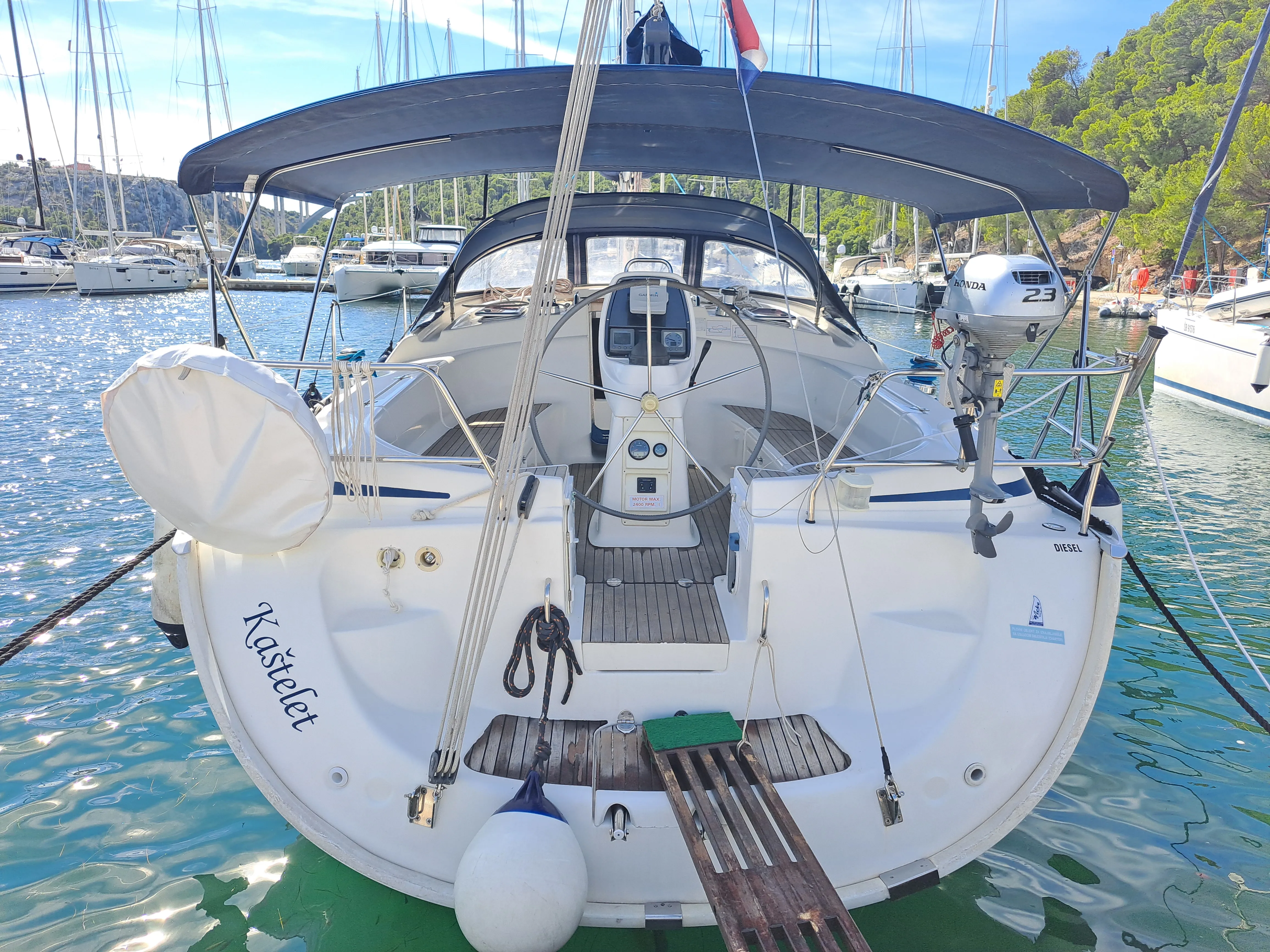Bavaria 39 Cruiser Kaštelet — yacht photo 4