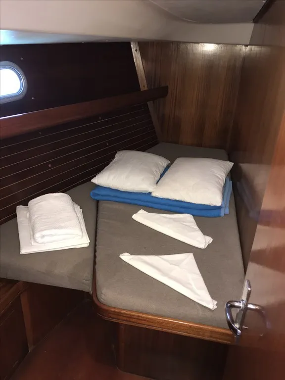 Elan 45 Classic — yacht photo 4