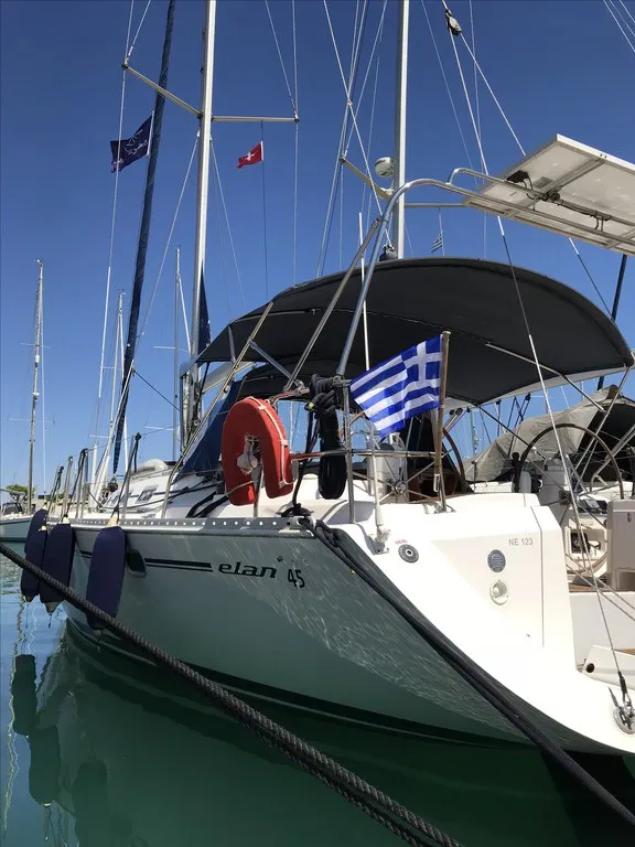Elan 45 Classic — yacht photo 9