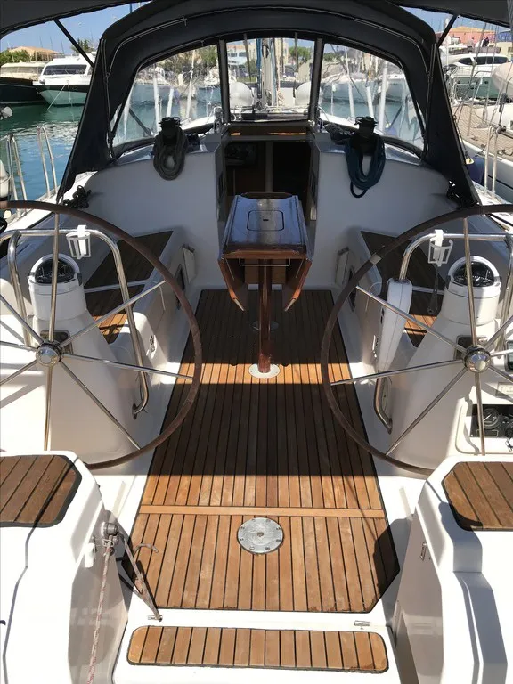 Elan 45 Classic — yacht photo 8