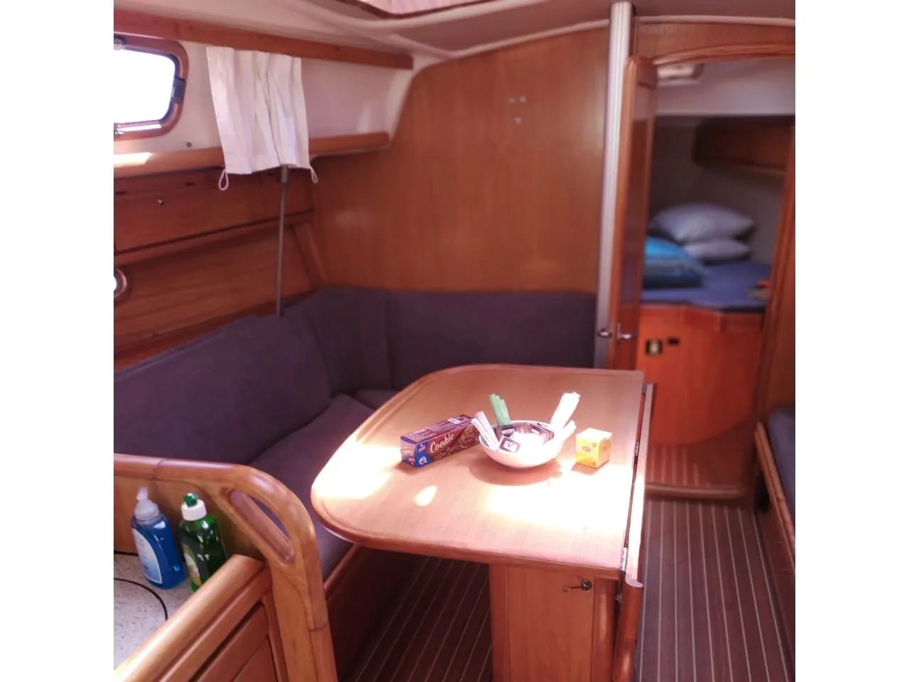 Bavaria Cruiser 33 Seasail — jahtikuva 12